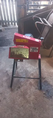 Vendo forrageiro