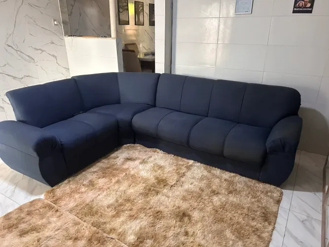 Sofá semi novo em L