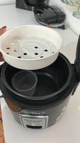 Panela de arroz elétrica