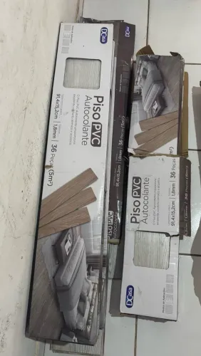 Piso Autocolante