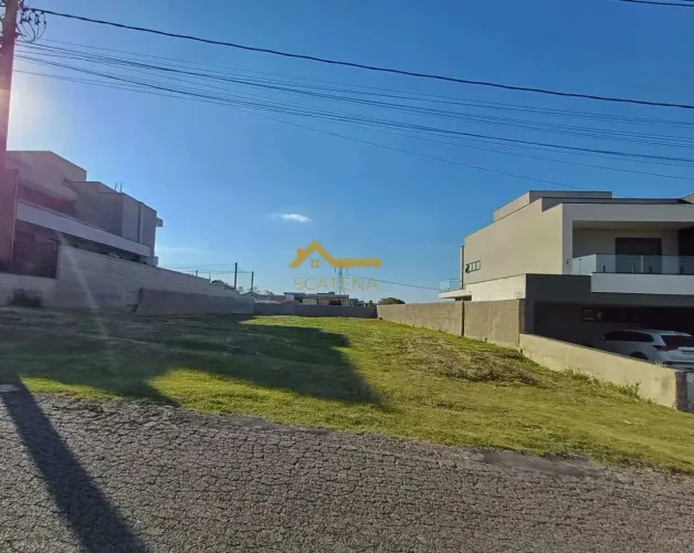 Terreno à venda no Condomínio Fazenda Alta Vista em Salto de Pirapora, 1000m²