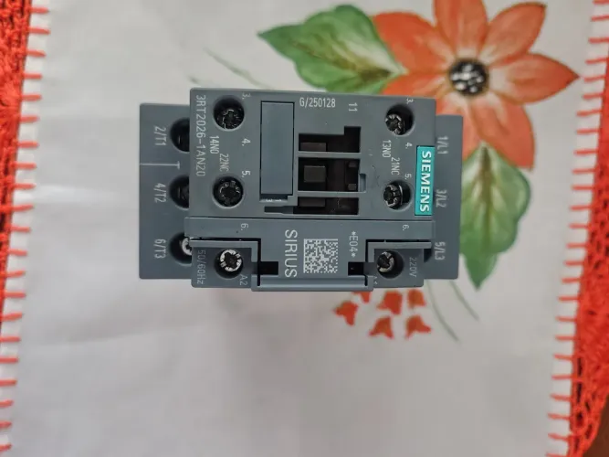 Contactora tripolar Siemens