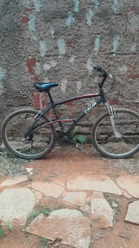 Vendo bicicleta caloi aro 26 