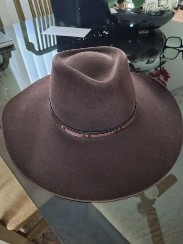 CHAPÉU MODELO GUSTAVO LIMA 