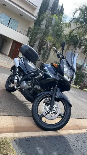 SUZUKI V-STROM 1000 - 2007 | PRETO | 86.000 KM