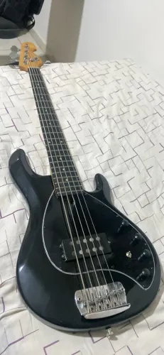 Baixo Phx Music Man 5c