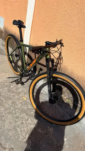 Bicicleta aro 29 TSW 1x12 grupo Deore