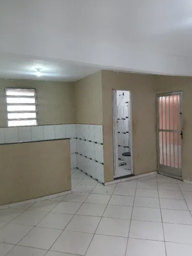 Kit net independente prox hotel carioca. !!!  Direto com proprietário. Rua Carolina Machad