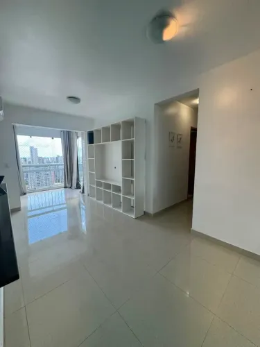 LD Alugo Apartamento com 2 quartos, Andar alto, 1 vaga no Ed. Torre Parnaso