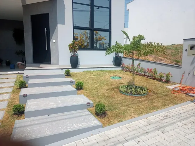 Casa Terrea em Condomínio Clube Locação ou Venda