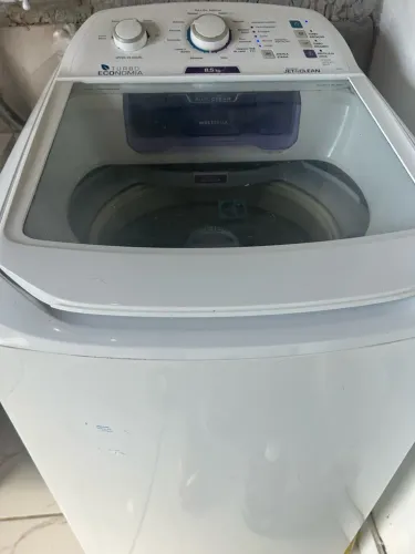 Máquina de lavar roupas