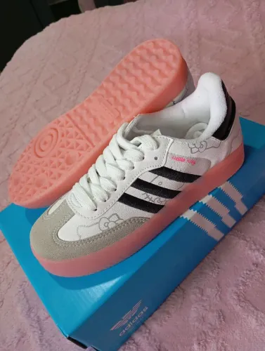 Adidas Hello Kitty Novo