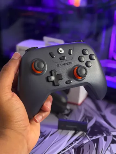 CONTROLE GAMEPAD GAMESIR novo na caixa ótima qualidade