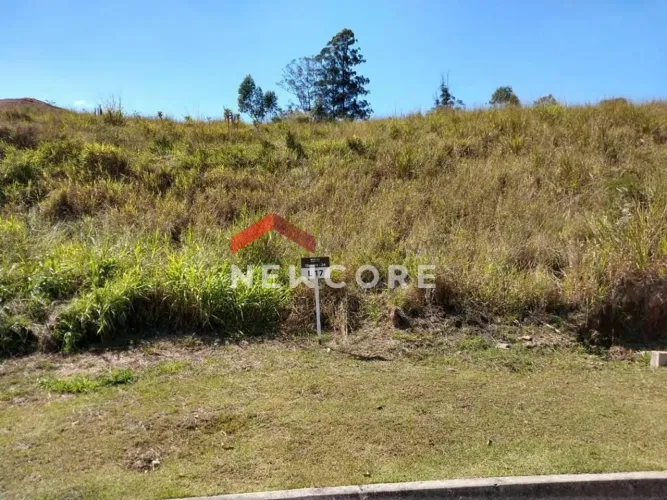 Lote em condomínio em Rua Zoraide Barreto Panzarin - Loteamento Residencial Vale das Águas