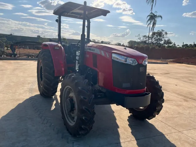 Trator Massey Ferguson 4305 4x4  Turbo ano 2021