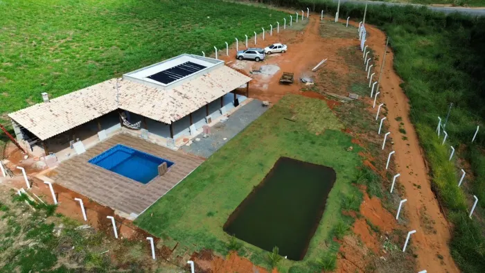 Chácara 1.700m² com Piscina a 13 km de Goiânia - Bonfinópolis