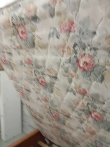 Cama com colchão 