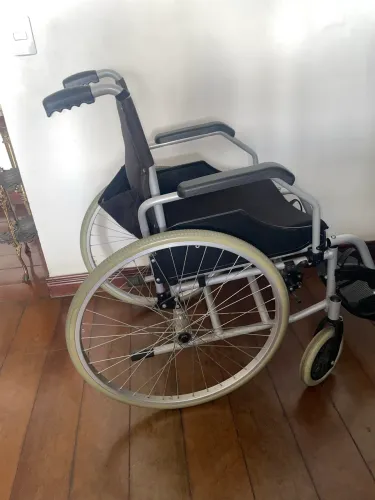 Cadeira de rodas em alumínio dobrável idoso modelos D600
