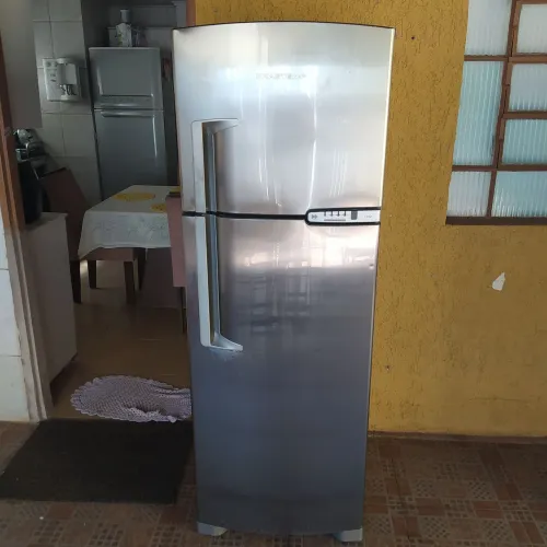 Geladeira Brastemp Frost Free funcionando perfeitamente