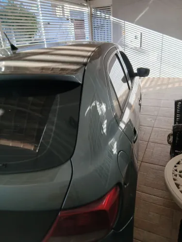 Volkswagen Gol Geração IV Titan 1.0 8V Total Flex Mec. 4P 2011
