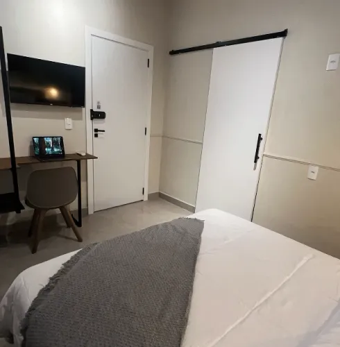 Stúdio Mobiliado na Vila Germânica em Blumenau com Água, Energia e Internet incluso