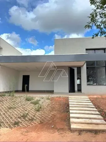 Casa Alto Padrão à locação | 3 Quartos (1 Suíte) | Fazenda São Sebastião | Marília/SP