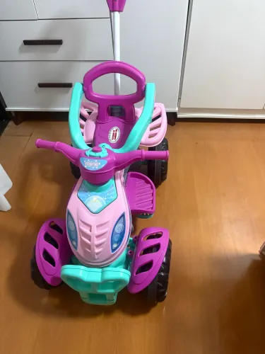 Quadriciclo infantil rosa