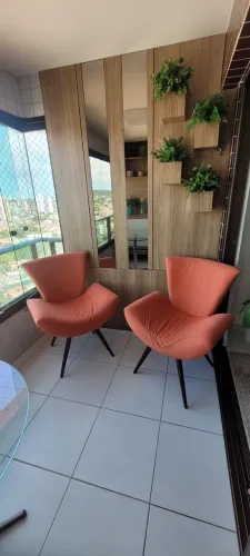 Vendo Par de Poltronas em ótimo estado