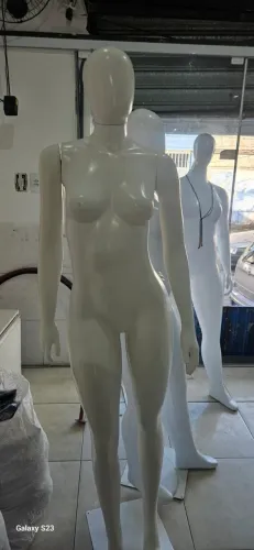 MANIQUIM SLIM