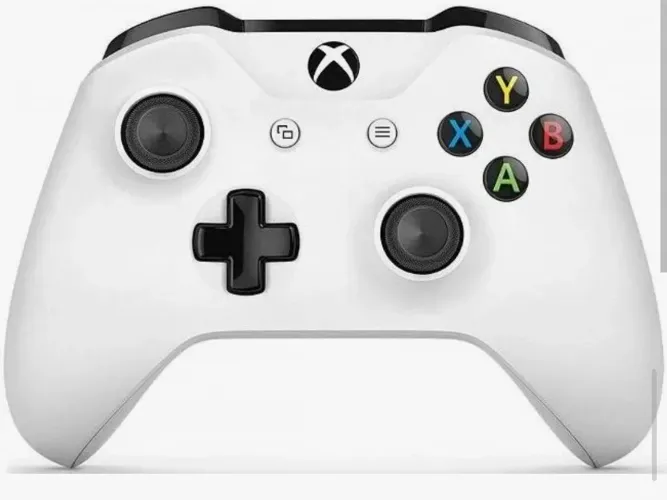 Controle de Xbox One semi novo 