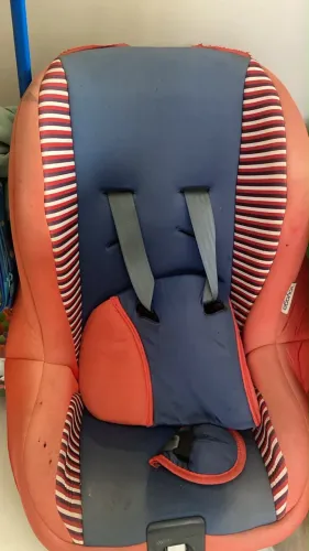 Cadeira infantil automotiva 
