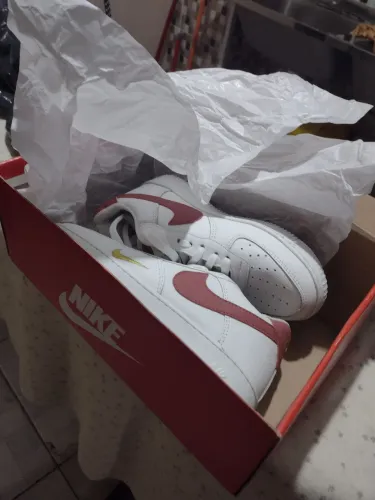 Tênis Nike feminino 