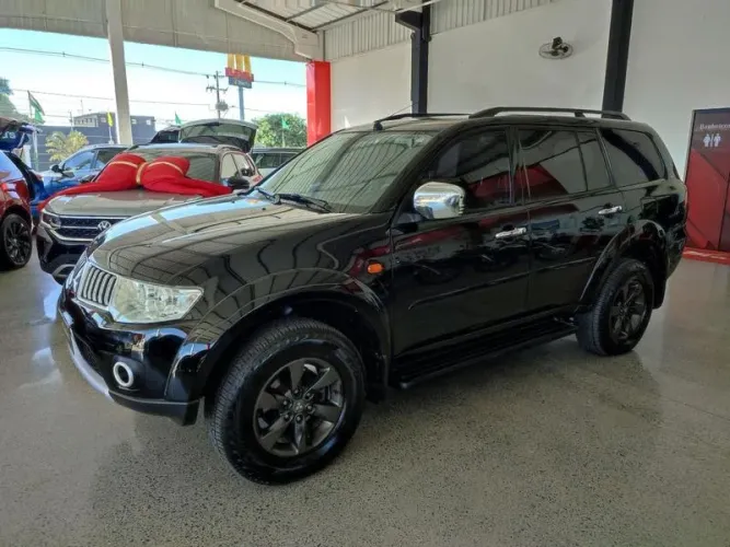 Mitsubishi Pajero Dakar 3.2 4X4 T.i. Dies. 5P Aut. 2013