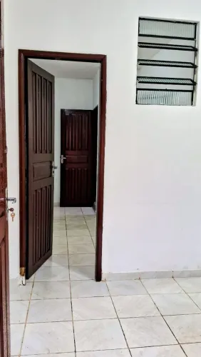 ALUGO BARATÍSSIMO KITNET07 R$ 1.000,00. TRAV. CURUZÚ, 1610. MARCO. R$ 1.000,00