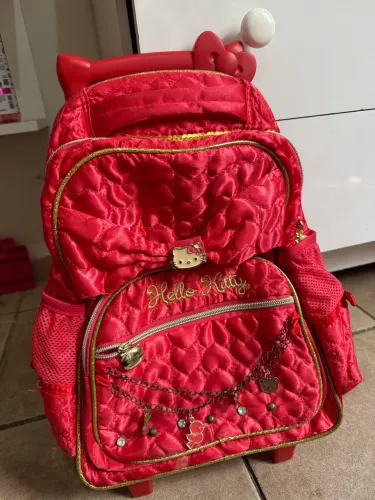 Mochila de Rodinha Hello Kitty Vermelha pequena