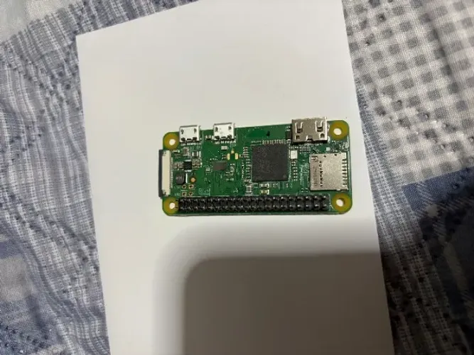 Raspberry Pi Zero WH V1.1 Wi-Fi Bluetooth GPIO + microSD 32GB
