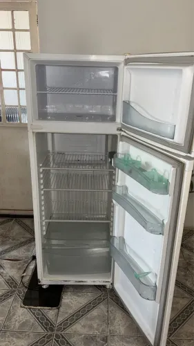 Geladeira Cônsul sem gás