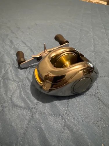 Carretilha shimano scorpion antares 5