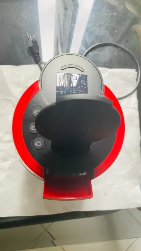 Cafeteira TRÊS LOV - máquina automática para expresso e multibebidas
