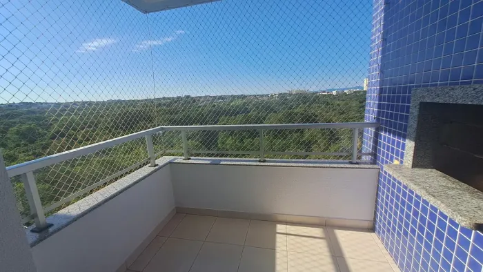 Apartamento para venda tem 101 metros quadrados com 3 quartos
