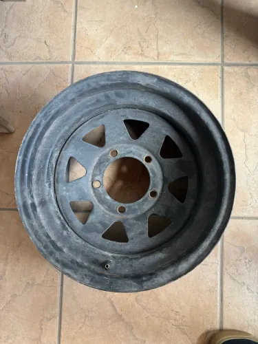 Roda Mangels - aro 15 - Tala 7 - 5x139 - Offset negativo -10