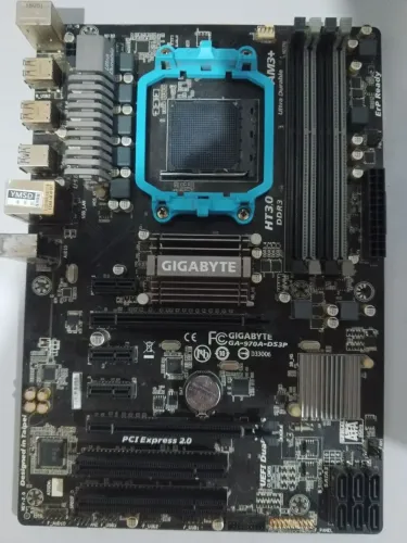 Placa mãe GA-970A-DS3P, AM3, DDR3