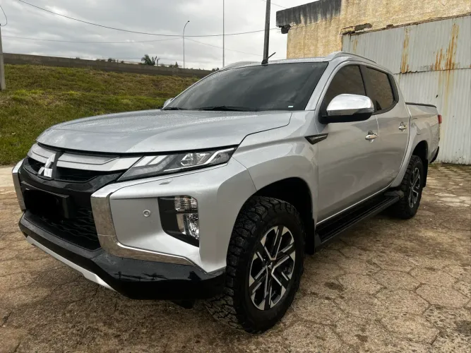 Mitsubishi L200 Triton Sport HPE-S 2.4 CD Dies. AUT 2024