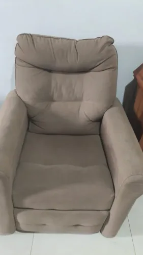 Poltrona reclinável 