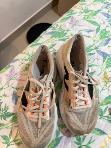 Tênis New Balance Rebel v4 40