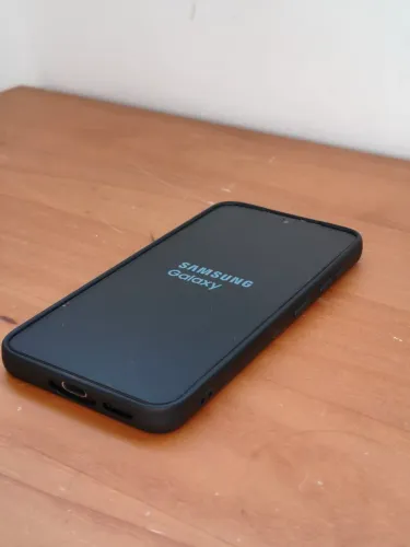 SAMSUNG GALAXY S23