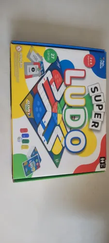 Jogo de tabuleiro Super Ludo