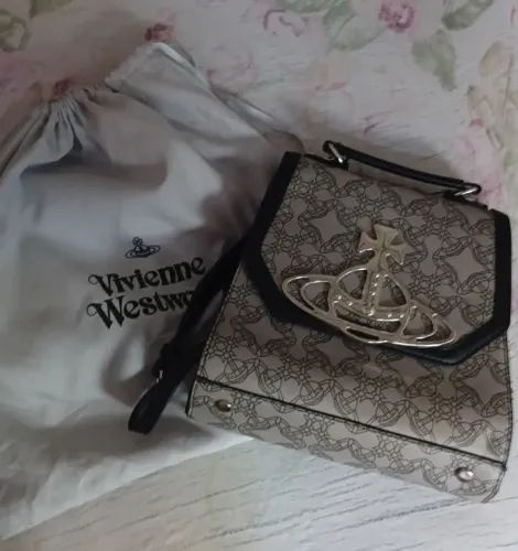 DUPE!!! Mochila/Bolsa vivienne westwood 