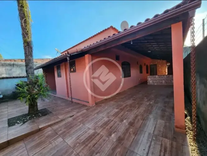 Casa à venda em Guapimirim (possui uma segunda casa de apoio), total 200 m2 de área constr