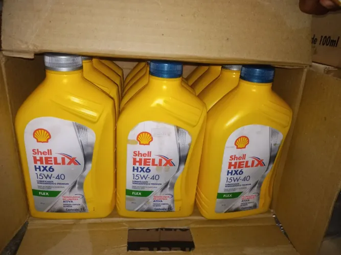 Óleo lubrificante escorrido somente os mais top shell